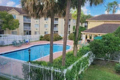 460 S Park Rd # 209, Hollywood FL 33021