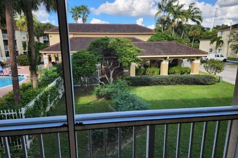 460 S Park Rd # 209, Hollywood FL 33021