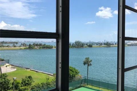 3301 NE 5th Ave # 511, Miami FL 33137