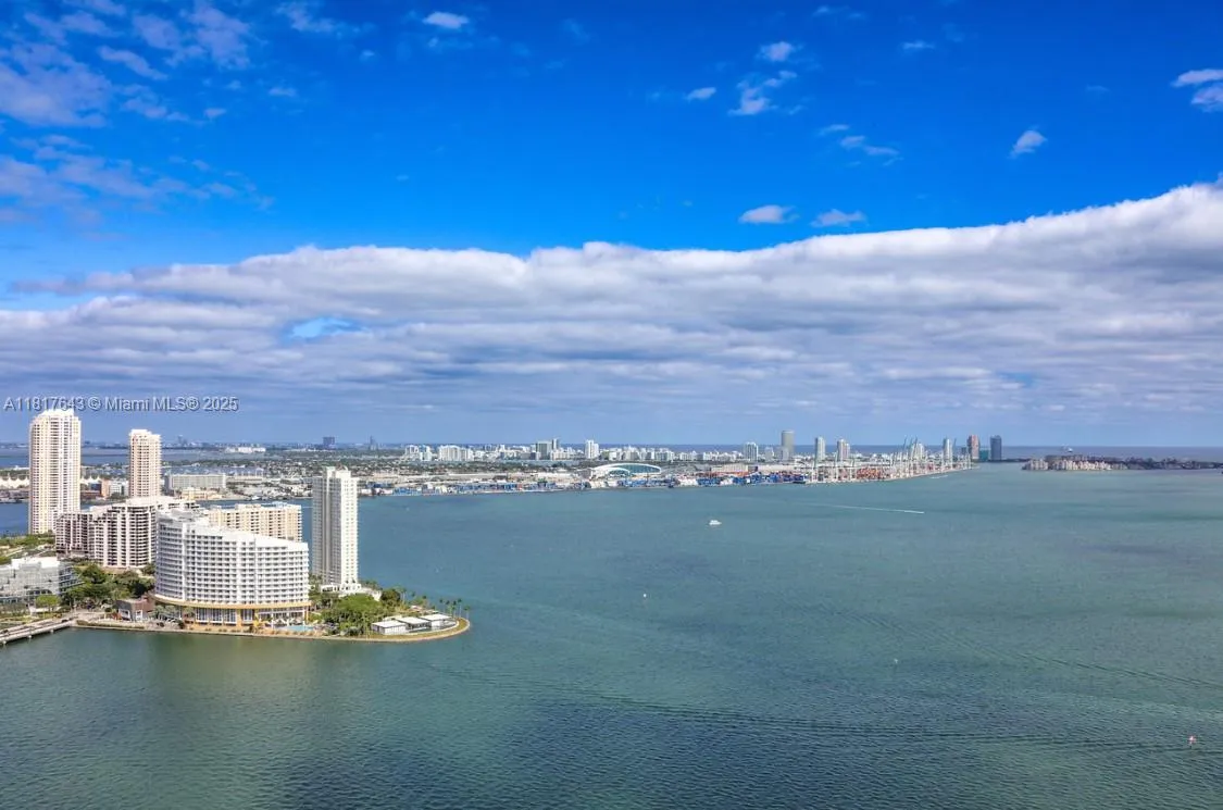 1331 Brickell Bay Dr # 4001, Miami FL 33131