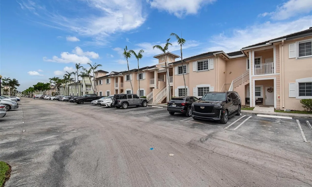 2741 NE 4th St # 204, Homestead FL 33033