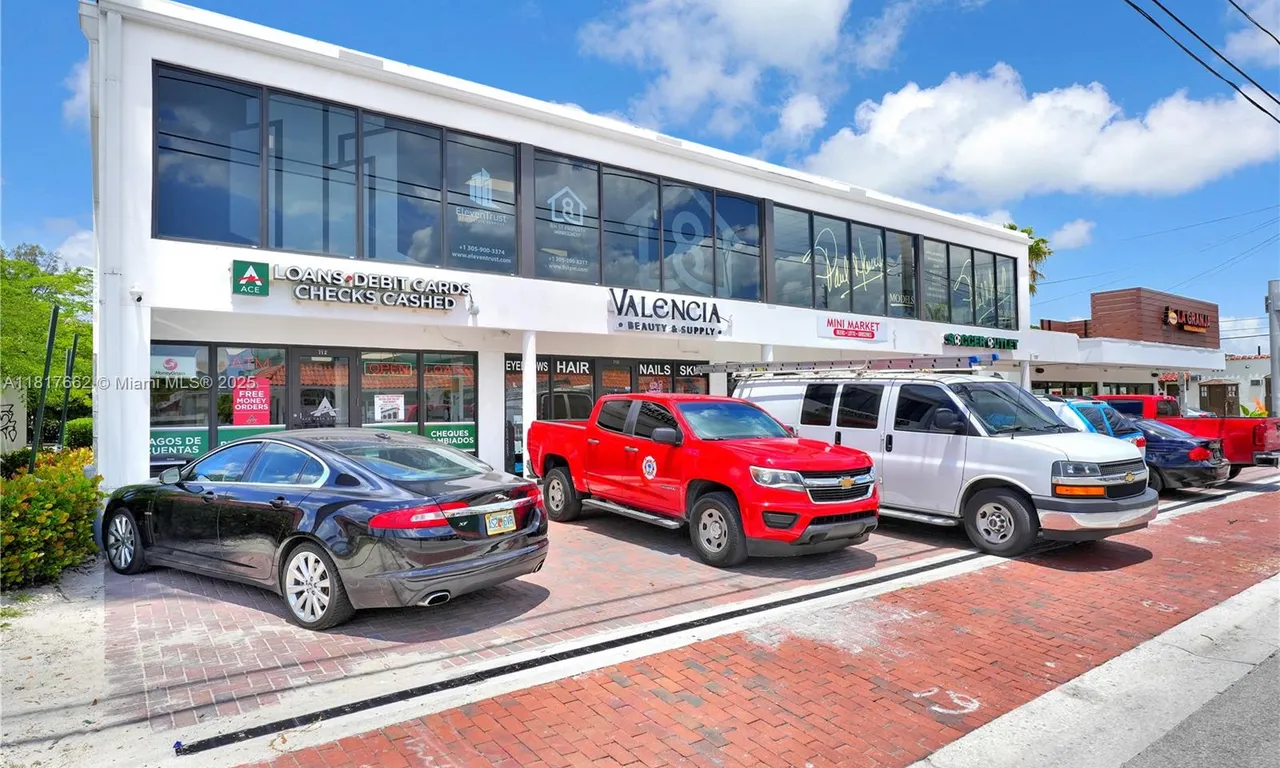 700 SW 17th Ave # 5, Miami FL 33135