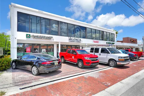700 SW 17th Ave # 5, Miami FL 33135