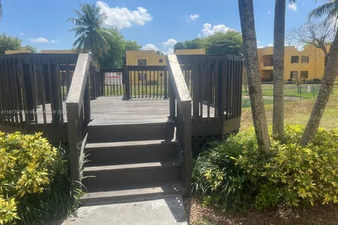 560 NW 114th Ave # 202, Sweetwater FL 33172