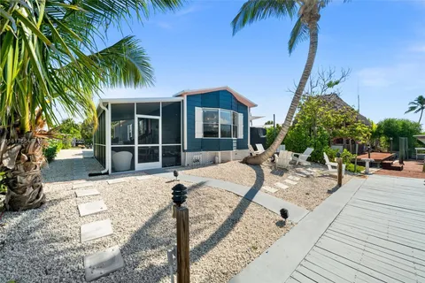 648 E Palm dr, Marco Island FL 34140