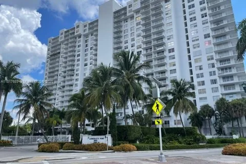 2801 NE 183rd St # 1211W, Aventura FL 33160
