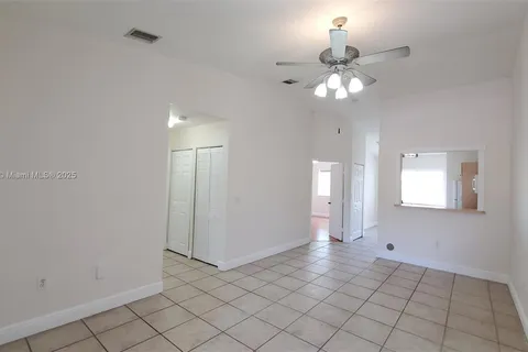 640 NW 79th Ave # 202, Pembroke Pines FL 33024