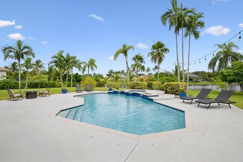 13357 SW 42nd Street, Davie FL 33330