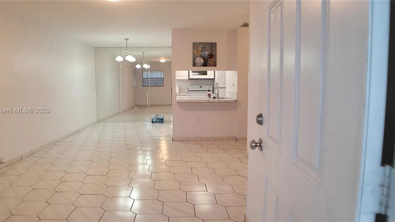 15699 SW 73rd Cir Ter # 2, Miami FL 33193