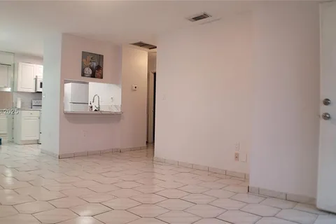 15699 SW 73rd Cir Ter # 2, Miami FL 33193