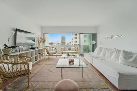 3 Island Ave # 12J, Miami Beach FL 33139