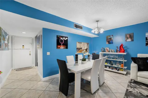 8415 SW 107th Ave # 323W, Miami FL 33173
