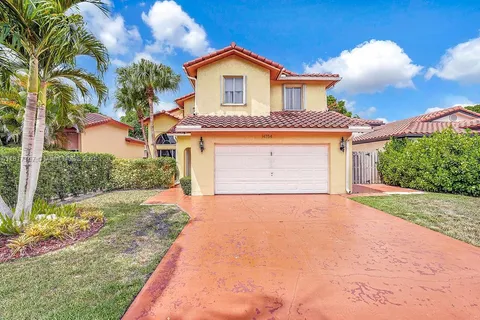 14754 SW 113th St, Miami FL 33196