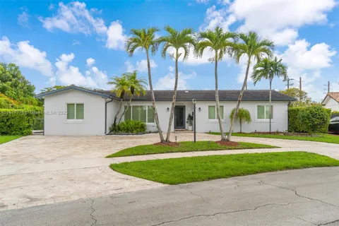 10223 SW 17th St, Miami FL 33165