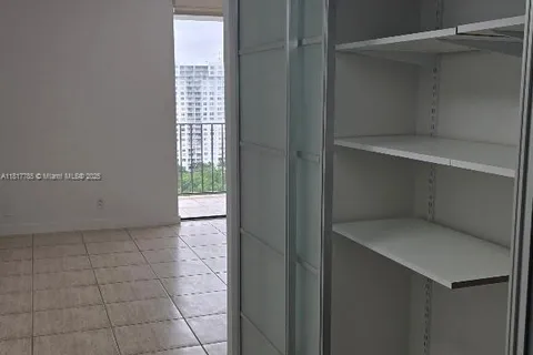 18181 NE 31st Ct # 1801, Aventura FL 33160