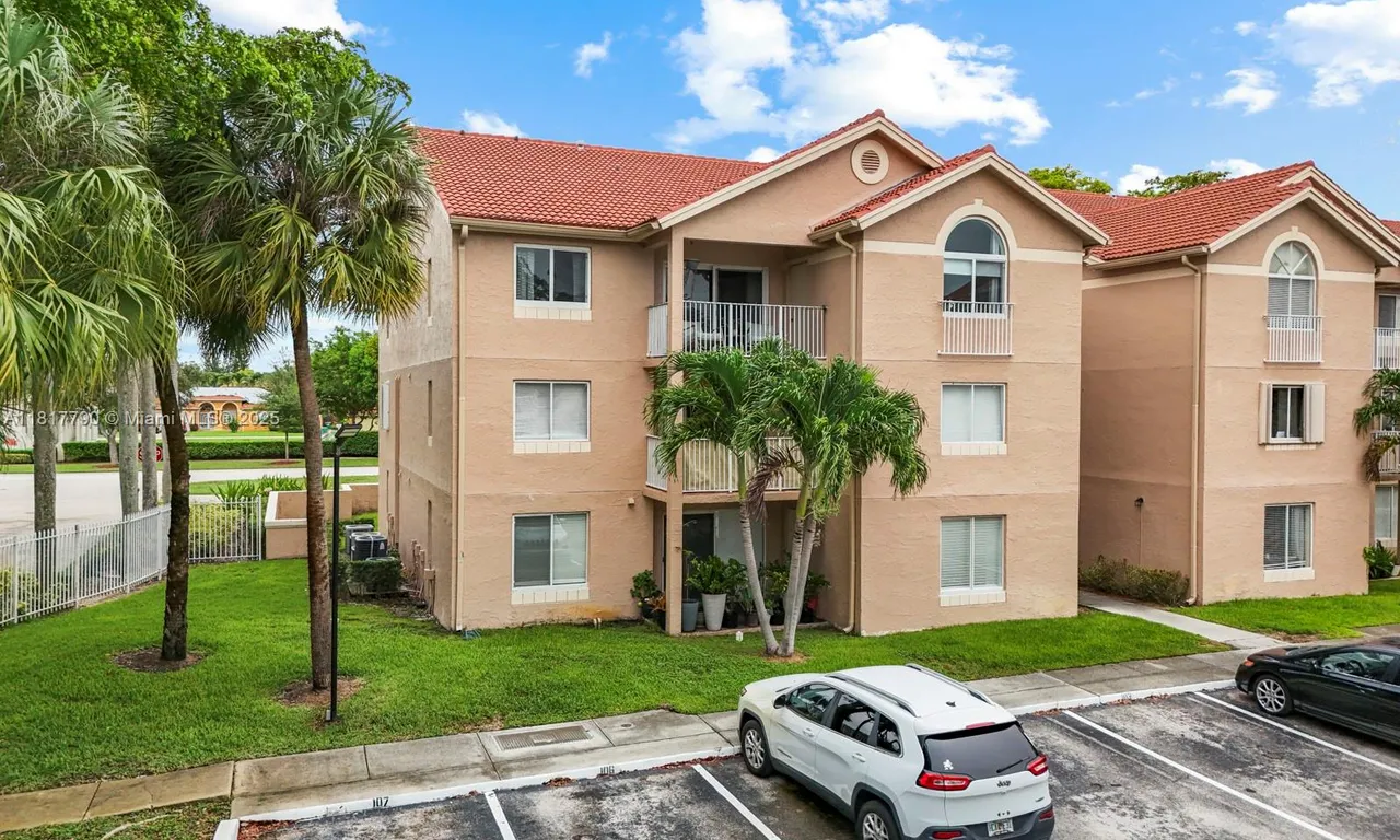 10421 SW 157th Pl # 301, Miami FL 33196
