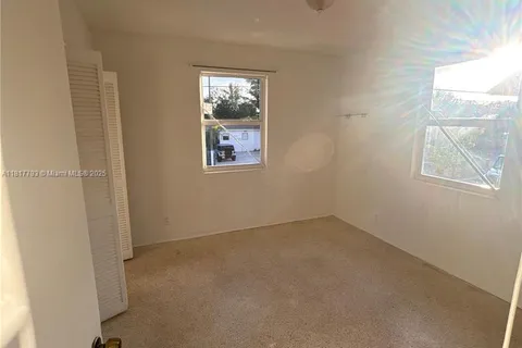 739 SW 9th St # 4, Miami FL 33130