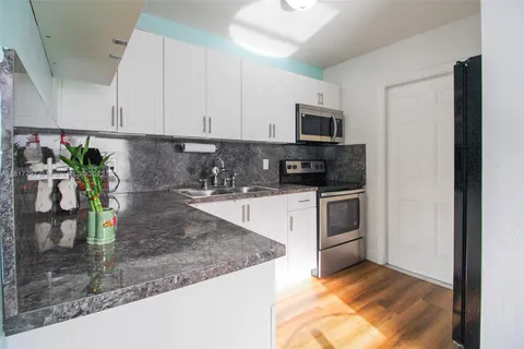 2450 NW 152nd Ter, Miami Gardens FL 33054
