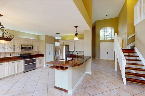 6710 NW 81st Ct, Parkland FL 33067