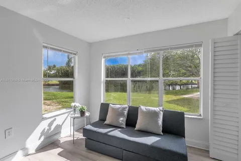 12980 Vista Isles Dr # 317, Sunrise FL 33325