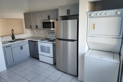 6465 SW 130th Pl # 504, Miami FL 33183