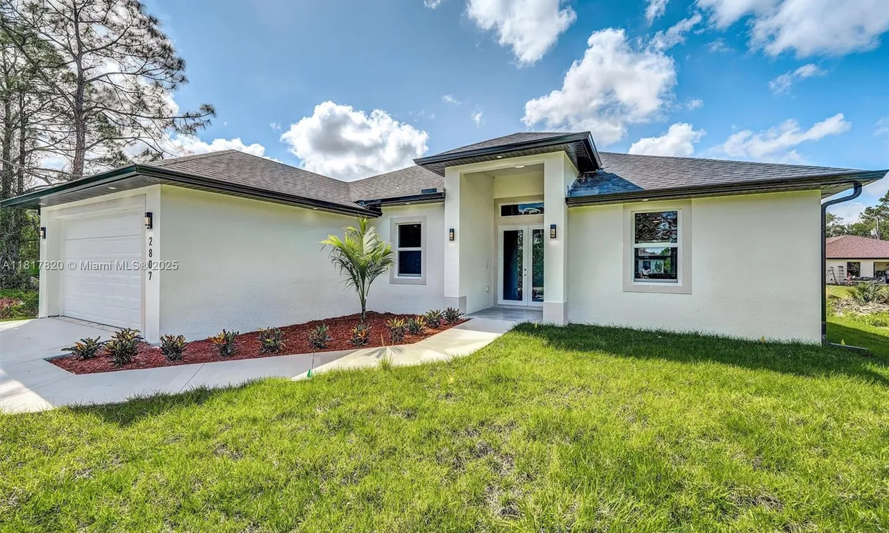2807 40 ST W, Lehigh Acres FL 33971