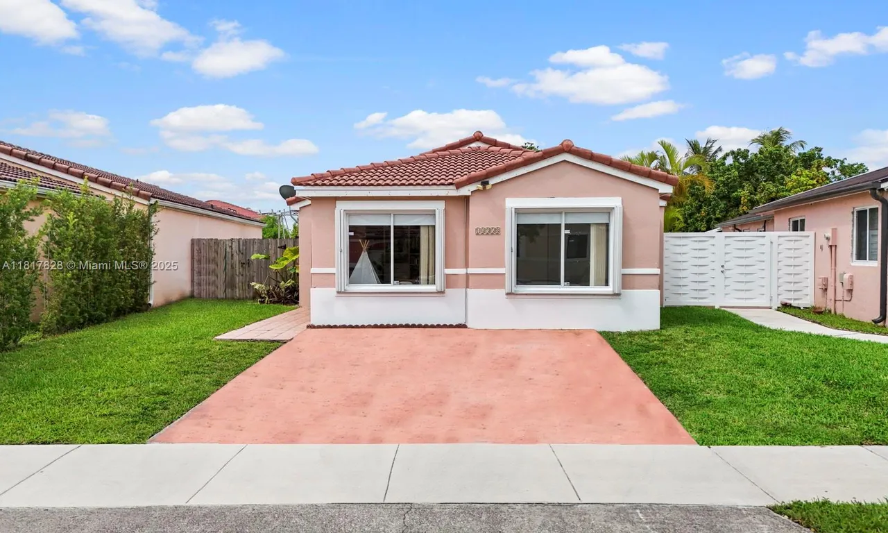 14358 SW 175th Ter, Miami FL 33177