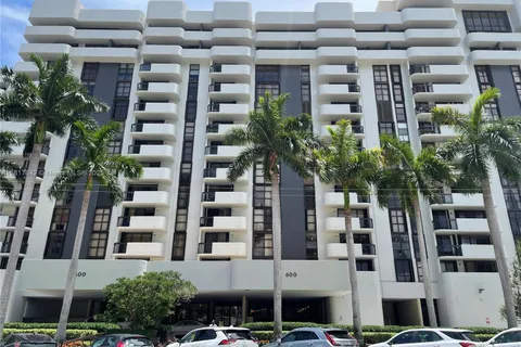 600 Biltmore Way # 306, Coral Gables FL 33134