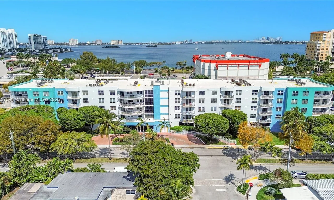 1555 N Treasure Dr # 304, North Bay Village FL 33141
