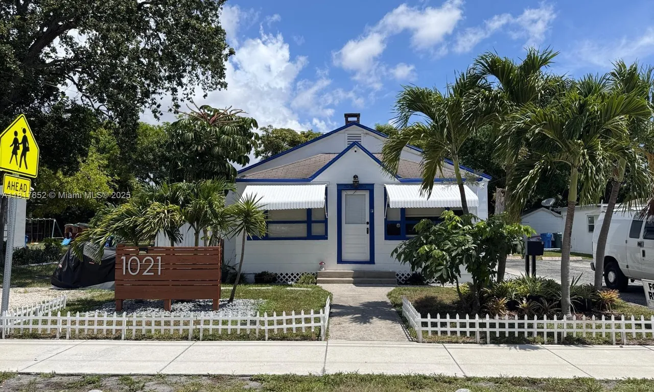 1021 NE 33rd St # F2, Oakland Park FL 33334