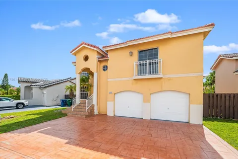 4668 SW 153rd Ct, Miami FL 33185