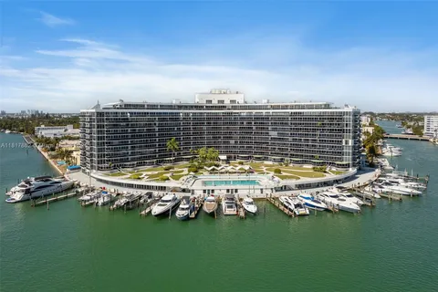 900 Bay Dr # 904, Miami Beach FL 33141