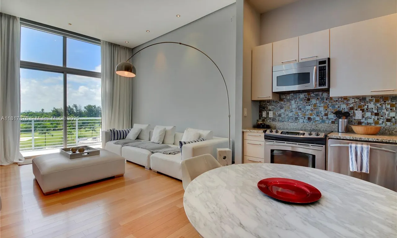 2001 Meridian Ave # 21, Miami Beach FL 33139