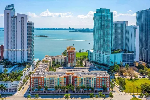 2000 N Bayshore Dr # 218, Miami FL 33137