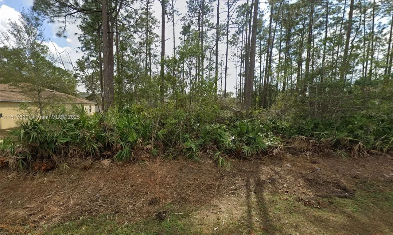 5 Regina Lane, Palm Coast FL 32164