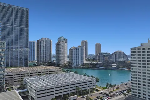 950 Brickell Bay Dr # 1608, Miami FL 33131