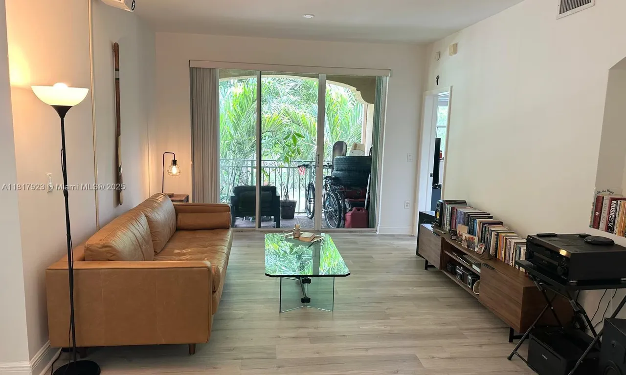 6400 NW 114th Ave # 1137, Doral FL 33178