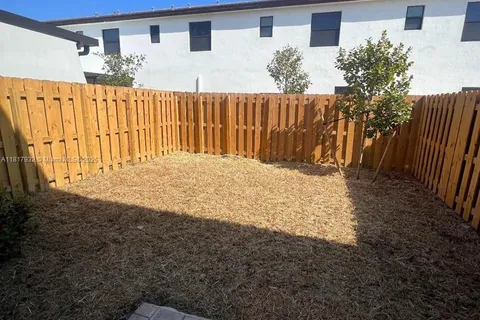 12945 SW 232nd Ln, Homestead FL 33032