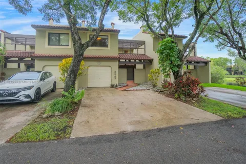 3643 Estepona Ave # A, Doral FL 33178