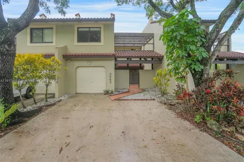 3643 Estepona Ave # A, Doral FL 33178