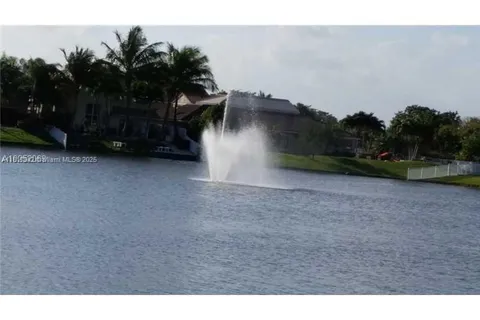 985 NW 93rd Ave # 112, Plantation FL 33324