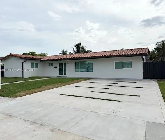 1710 SW 102nd Ave, Miami FL 33165