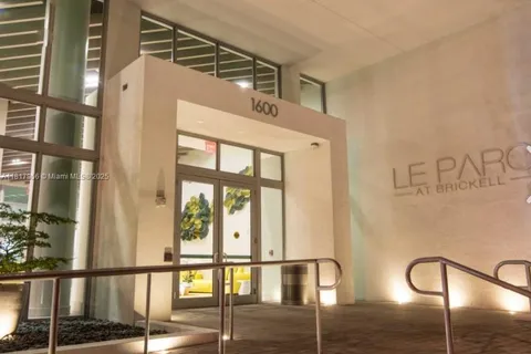 1600 SW 1st Ave # 606, Miami FL 33129