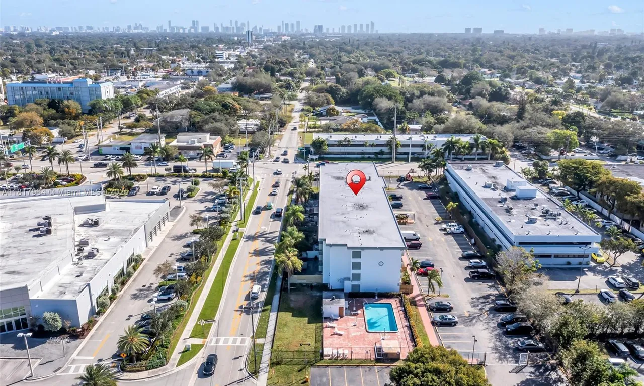 16450 NW 2nd Ave # 409, Miami FL 33169
