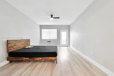 934 Meridian # 5, Miami Beach FL 33139