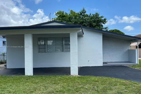 5291 Flagler St, Hollywood FL 33021