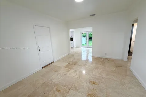 2975 SW 25th Ter, Miami FL 33133