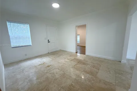 2975 SW 25th Ter, Miami FL 33133