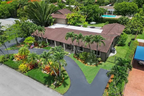 10225 SW 130th Ln, Miami FL 33176
