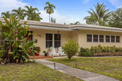 790 NE 119th St, Biscayne Park FL 33161